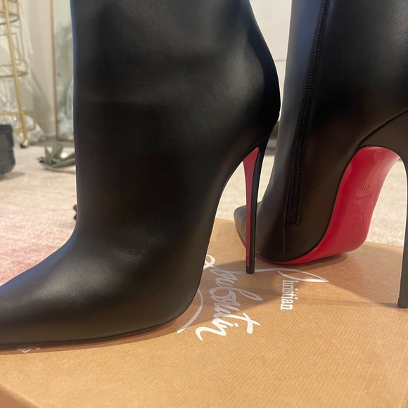 So Kate Booty - Picture 6 of 7